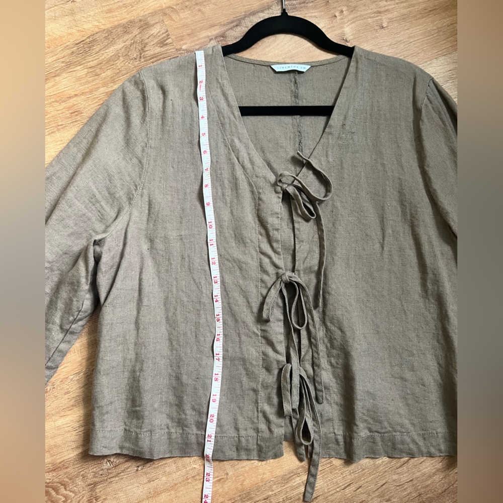 Linenfox Marina Tie Up Front Top in Cacao - Picture 7 of 7
